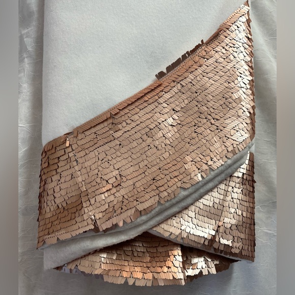 Ashland Christmas Tree Skirt - Picture 3 of 4